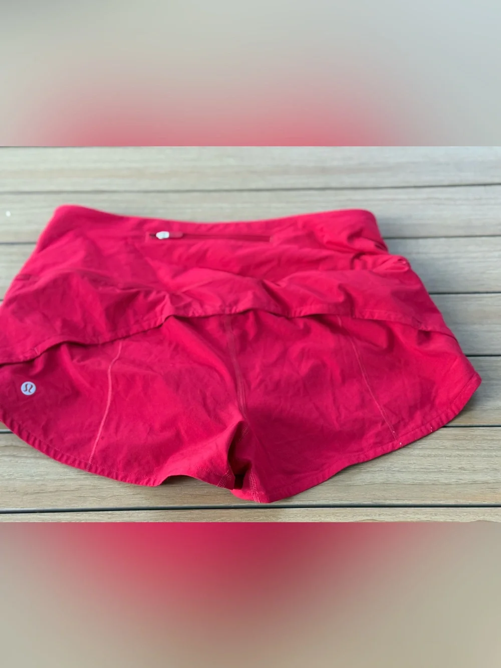 lululemon athletica Women's Speed Up Shorts 2.5 inseam. Size 8. Like new. Red.